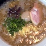 「細麺ラーメン + 味玉」@百麺 中目黒店の写真