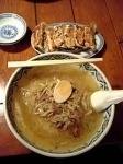 「ネギラーメン・餃子」@中国ラーメン 揚州商人 水道橋店の写真