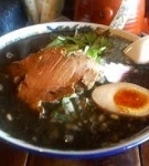「黒ごま上ら〜麺」@食楽 笑麺の写真