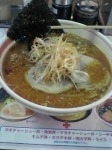 「ぴり辛ラーメン(中辛)　ランチセット」@メガらーめんの写真