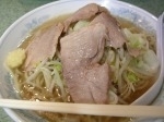 「脂多め、ニンニク少しブタ大盛り」@ラーメン二郎 新宿小滝橋通り店の写真