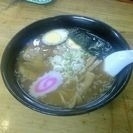「にぼしらーめん（しょうゆ味・太麺）+煮卵」@にぼしらーめん日暮里一代の写真