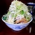 「小ラーメン(麺硬め、ニンニクマシマシ、ヤサイマシ)」@ラーメン二郎 めじろ台法政大学前店の写真