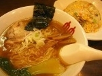 「ラーメン半チャーハンセット700円にぼし100円」@真ごころラーメン竹の写真