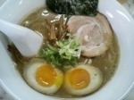 「ラーメン + 玉子」@ラーメン 錬磨の写真