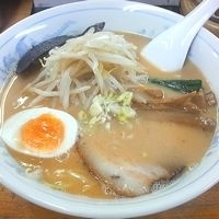 「とんこつ味噌ラーメン ￥680」@ラーメン 利尻 北茨城本店の写真