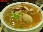 「こってりラーメン 麺固め 脂多目 味玉 チャーシュー ¥724」@幸楽苑 日立多賀店の写真
