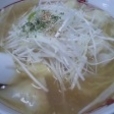 ねぎ塩エビワンタン麺900円(冬季限定:3月末まで)　+半チャー