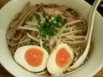 「らあめん（大盛り）+味玉」@一心軒の写真