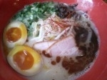 「よかたいラーメン + 半熟玉子」@麺屋 よかたいの写真