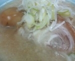 「みそらーめん+味玉(麺バリ)」@ラーメンかやまの写真