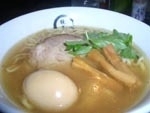 「塩らーめん+味玉」@らーめん愉悦処 鏡花の写真