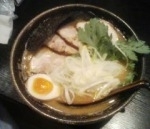 「くじら家の豚骨醤油＋チャーシュー３枚トッピ」@一匹の鯨の写真