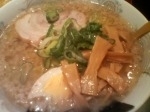 「醤油ラーメン(麺大盛り,硬め,超こってり)600円」@三水らーめん 秋葉原店の写真