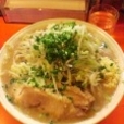 らーめん大盛り麺チョイ増し ヤサイニンニクネギ