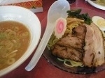 「冷やしつけ麺（醤油） 太麺 ￥500」@天下無双らーめん トントコトンの写真