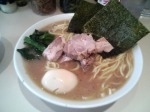 「ラーメン大盛 半熟卵トッピング」@横浜家系ラーメン田中の写真