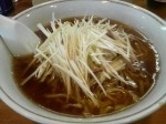 「ねぎラーメン（油多め） ￥750」@丸見食堂の写真