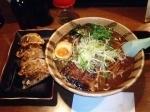 「ラーメン大盛（豚骨魚介）+餃子」@麺屋 青山 本店の写真