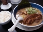 「トロ肉喰心坊ラーメン+サービスライス」@らーめん喰心坊の写真