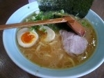 「らーめん（並）+味付玉子」@横浜家系らーめん たま家の写真