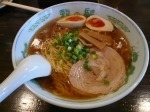 「醤油らーめん+半熟味付け卵」@龍の髯の写真