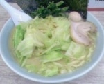 「ラーメン（固め）+キャベツ」@ラーメン壱國家 伊勢佐木町店の写真