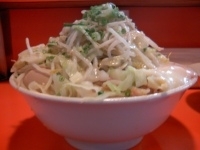 「油そば 醤油 豚2枚入り 750円 豚券 150円 麺大盛券 5」@ちばからの写真