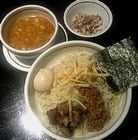 「キーマーカレーのつけ汁ソバ+味玉+豚ほぐし」@濃厚つけ汁ソバ FRIDAY 勝田店の写真