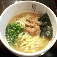 「豚そば（並）太麺（680円）」@まるぶし とんやの写真