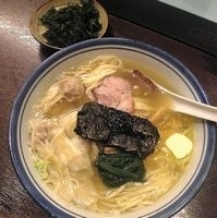 「わんたんめん（塩）+バター+岩のり」@麺屋 はやしまるの写真