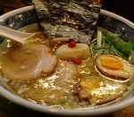 「特選塩らーめん」@らーめん しおの風 本店の写真