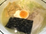「鶏塩らーめん（650円）」@つけめん 美豚の写真