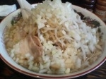 「ラーメン大盛（野菜多め、玉ねぎ多め）」@らーめん るどるふの写真