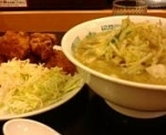 「野菜たっぷりタンメン490円+唐揚げ470円」@日高屋 柏西口店の写真