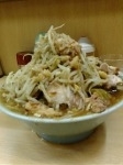 「豚入りラーメン+野菜増し」@ラーメン富士丸 北浦和店の写真