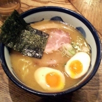 「二代目らーめん」@つじ田 神田御茶ノ水店の写真