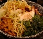 「汁なしそば（大）（油多め・野菜多め）+野菜」@つけ麺 まるかみの写真