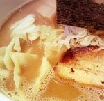 「濃厚豚骨和風醤油ラーメン（並）」@めん屋 いなば‏ 御徒町店の写真