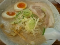 「しょうゆ味玉ラーメン」@こってりらーめん なりたけ 千葉店の写真