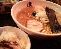 「漢らーめん（こってり）￥700+ちゃーしゅーご飯（サービス）」@ラーメン漢の写真