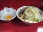 「汁なし/野菜/ニンニク/魚粉/生卵50円」@ラーメン二郎 環七一之江店の写真