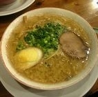 「パート2（しょうゆ豚骨）+特製麺+麺かため」@だるま大使 本店の写真