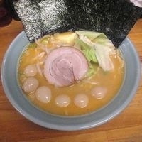 「ラーメン並盛（味噌豚骨）+うずら（5個増）+のり（5枚増）+バタ」@横浜ラーメン 湘家 前橋店の写真