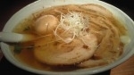 「チャーシューメン（醤油）￥850+半熟煮玉子￥100」@手打ちラーメン創房 舌笑家の写真