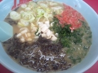 「海とんこつ（期間限定）」@山岡家 柏店の写真