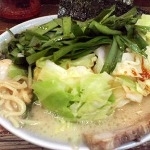 「ラーメン ニラ・キャベツトッピング （630円+50円+50円）」@壱六家 大森店の写真