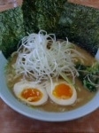 「ラーメン+煮卵+ねぎ」@六七家の写真