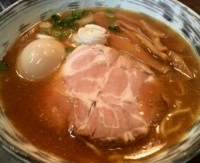 「らぅ麺¥650+あじ玉(クーポン)」@らぅ麺 じゃらんじゃらんの写真