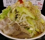 「ぶた麺 がっつんしょうゆ味（全増し）+爆盛」@風と花の写真